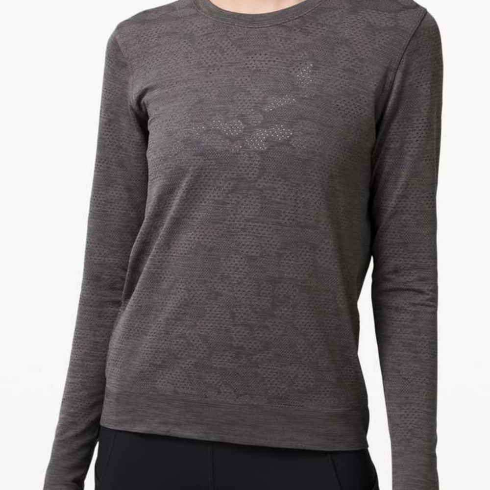 Brand new Lululemon Breeze By Long Sleeve shirt gray sz 4